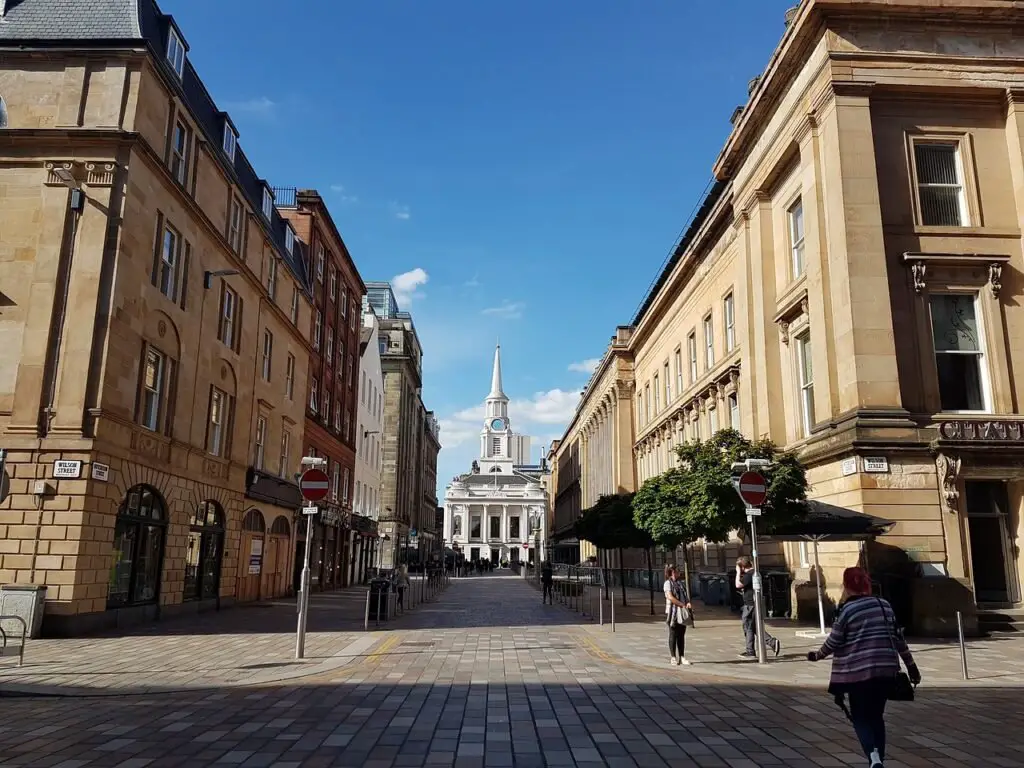  Solo travel in Glasgow, Scotland