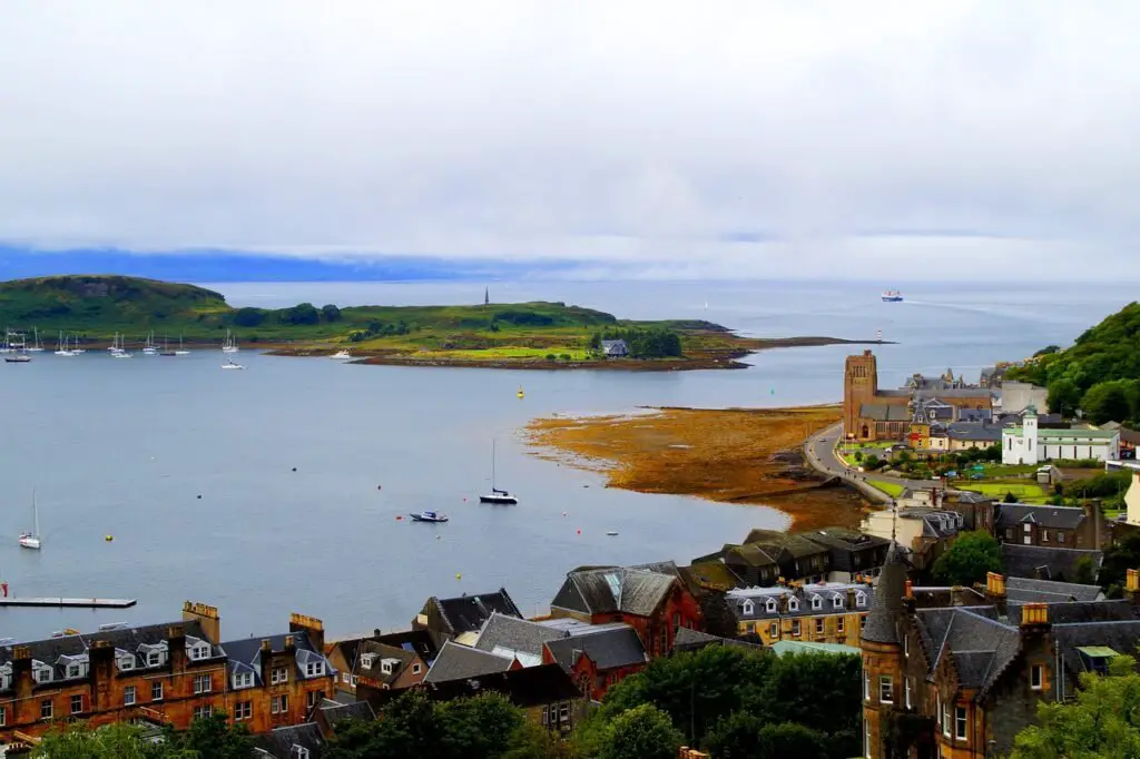 Solo travel in Oban, Scotland