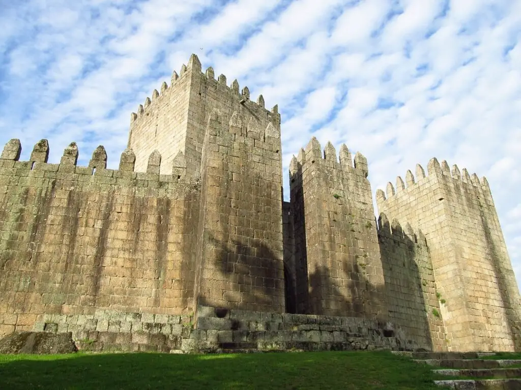 Portugal attraction Sites | Guimarães